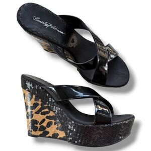 Beverly Feldman Women 9M Black Patent Leopard Sequin Platform Wedge Sandals Glam